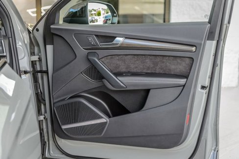 Used 2020 Audi SQ5 Premium Plus w/ Premium Plus Package image 55