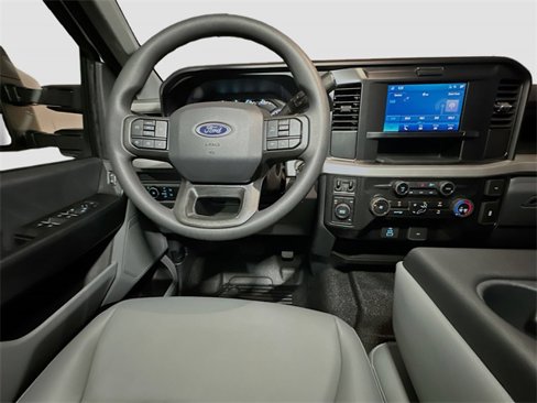 New 2026 Ford F350 4x4 Crew Cab DRW Super Duty image 25
