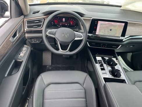 New 2025 Volkswagen Atlas SEL image 31