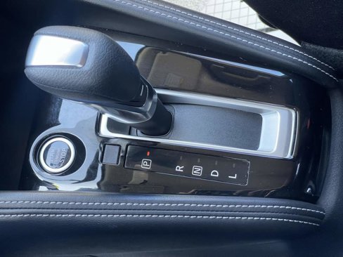 Used 2018 Nissan Kicks SV image 55