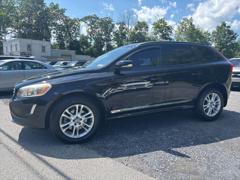 Used 2016 Volvo XC60 T5 w/ Proximity Package image 3