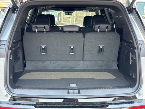 New 2026 Chevrolet Traverse RS image 6