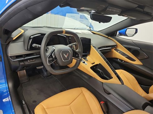 Used 2024 Chevrolet Corvette Stingray Preferred Cpe w/ Stealth Interior Trim Package image 18