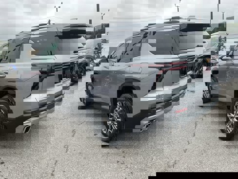New 2026 Chevrolet Traverse LT image 6