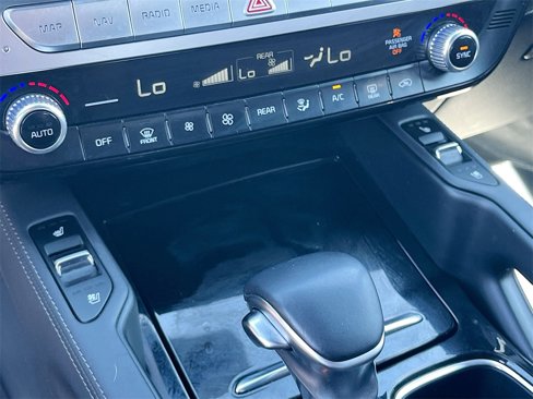 Used 2023 Kia Telluride EX w/ EX Captain's Chair Package image 21