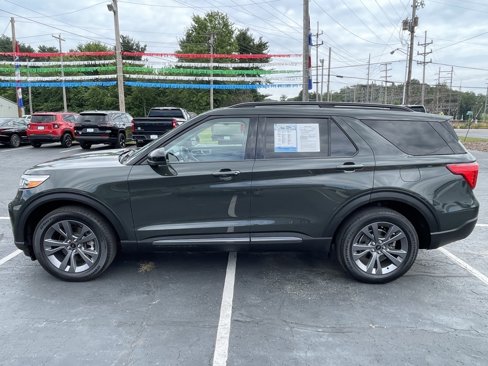 Used 2023 Ford Explorer XLT w/ Equipment Group 202A image 9
