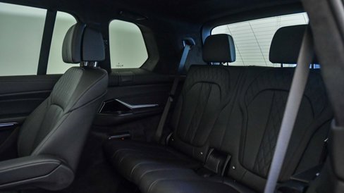 New 2026 BMW X7 M60i image 26
