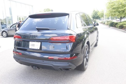 New 2025 Audi Q7 3.0T Prestige image 3