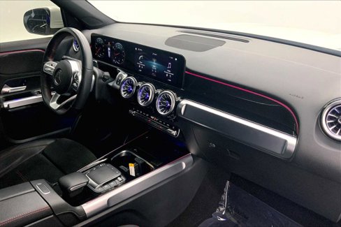 Certified 2022 Mercedes-Benz GLB 250 image 10