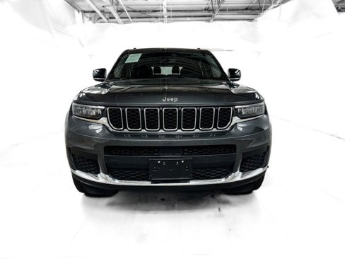 Used 2022 Jeep Grand Cherokee L Laredo w/ Luxury Tech Group I image 2