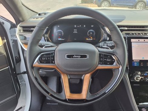 New 2025 Jeep Grand Cherokee L Summit image 21