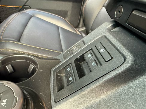 Used 2021 Ford Bronco Badlands image 30
