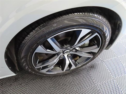 Used 2025 Volvo S60 B5 Core image 10