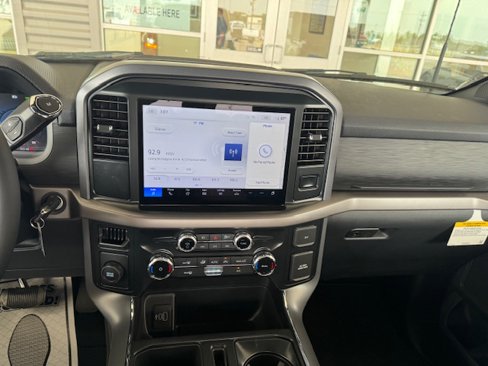 New 2025 Ford F150 XLT w/ Equipment Group 301A Standard image 11
