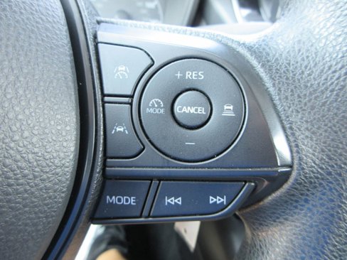 Used 2023 Toyota Corolla LE image 23