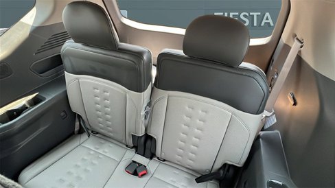 New 2026 Kia EV9 Wind image 14