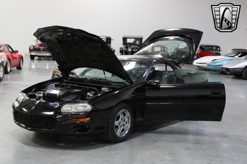 Used 1998 Chevrolet Camaro Z28 w/ Preferred Equipment Group 2 image 27