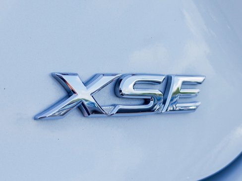 Used 2025 Toyota Camry XSE image 2