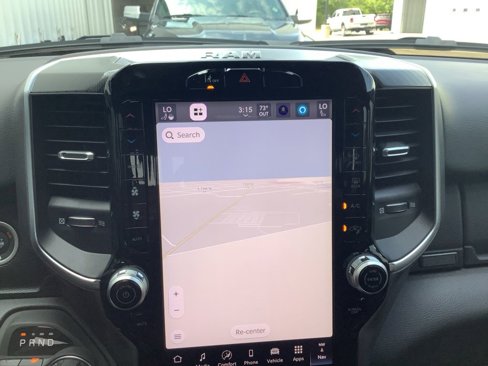 New 2026 RAM 1500 4x4 Crew Cab image 18