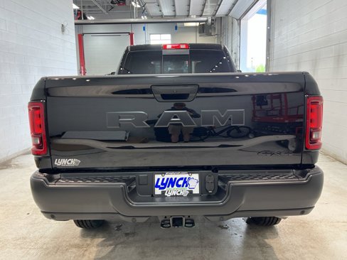 New 2025 RAM 2500 Tradesman image 40