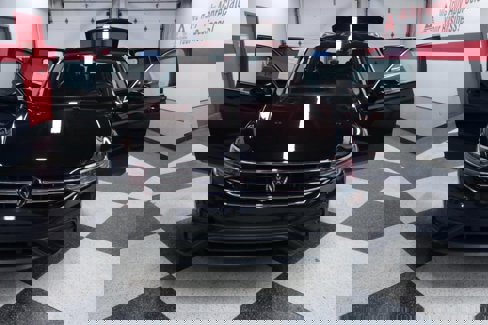 Used 2024 Volkswagen Tiguan SE image 23