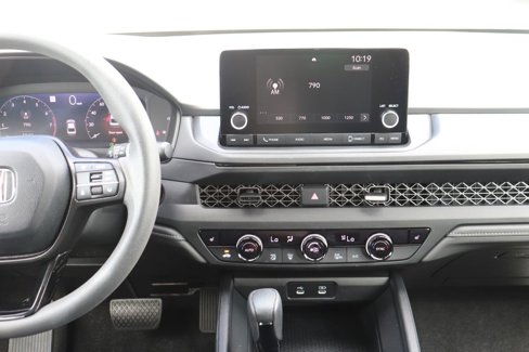 Certified 2023 Honda Accord EX image 15