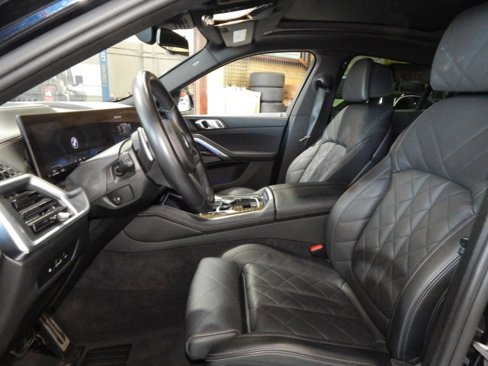 Used 2025 BMW X6 xDrive40i image 18