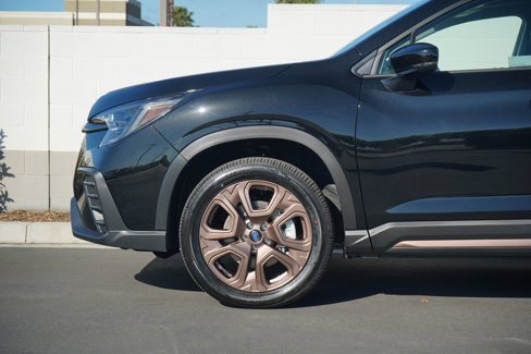 New 2025 Subaru Ascent Bronze Edition image 2