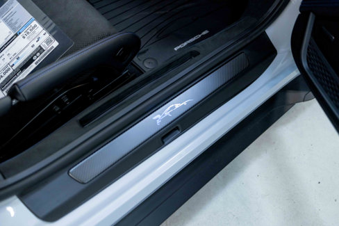 Used 2025 Porsche 911 GT3 RS image 52