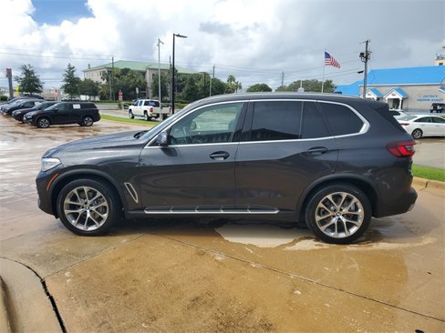 Used 2023 BMW X5 sDrive40i image 2