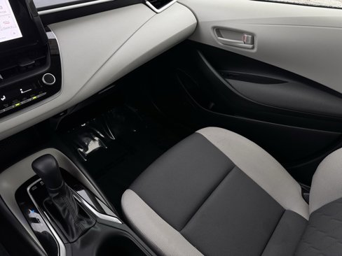 Certified 2025 Toyota Corolla LE image 18