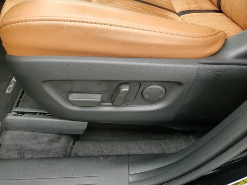 Certified 2025 MAZDA CX-70 3.3 Turbo S w/ Premium Plus image 17