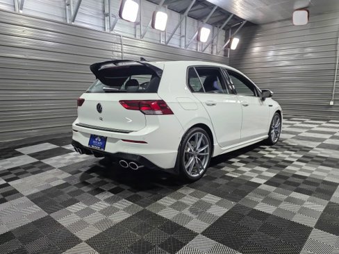 Used 2024 Volkswagen Golf R image 5