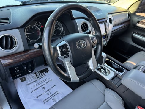 Used 2017 Toyota Tundra Limited image 12