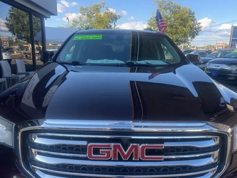 Used 2017 GMC Acadia SLE w/ LPO, Floor Liner Package image 21