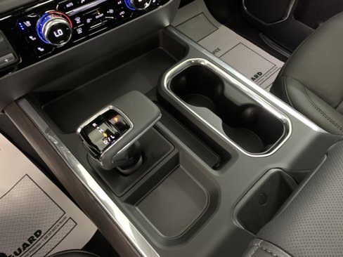 New 2026 GMC Sierra 1500 SLT w/ SLT Convenience Package image 33
