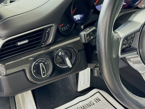 Certified 2019 Porsche 911 Targa 4S image 14