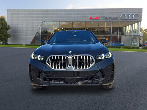 Used 2024 BMW X6 xDrive40i w/ Premium Package image 2