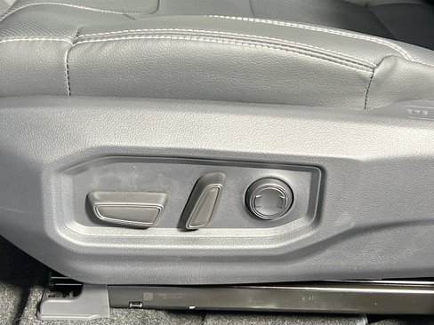 New 2026 Toyota Tundra Limited image 15