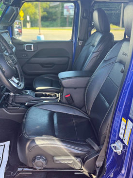 Used 2019 Jeep Wrangler Unlimited Sahara w/ Advanced Safety Group image 14