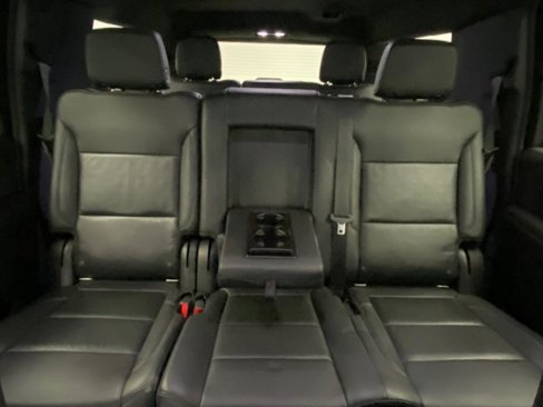 Used 2021 Chevrolet Suburban LT image 39