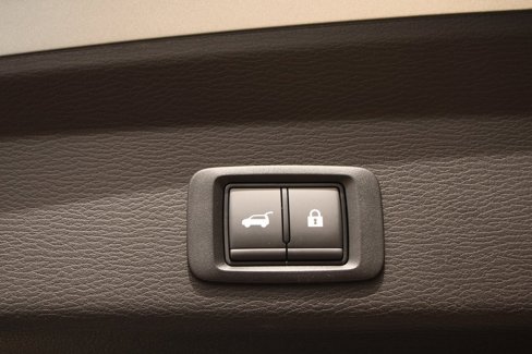 New 2025 Mitsubishi Outlander SE image 9
