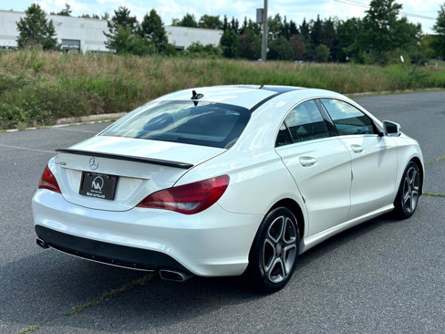 Used 2014 Mercedes-Benz CLA 250 image 9