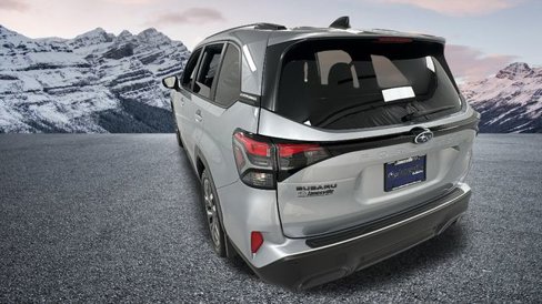 New 2025 Subaru Forester Touring image 5