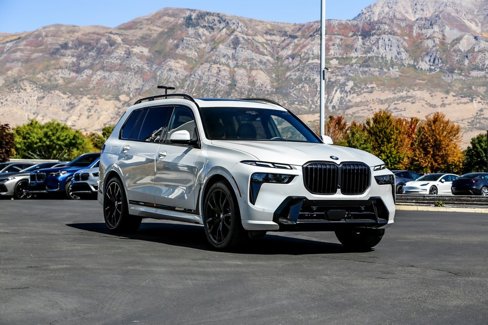 New 2026 BMW X7 xDrive40i w/ Executive Package image 7