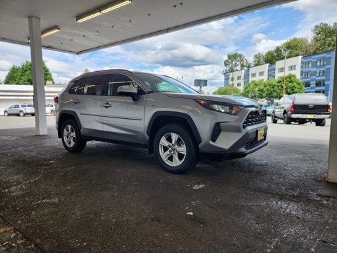 Used 2020 Toyota RAV4 LE w/ All Weather Liner Package image 11