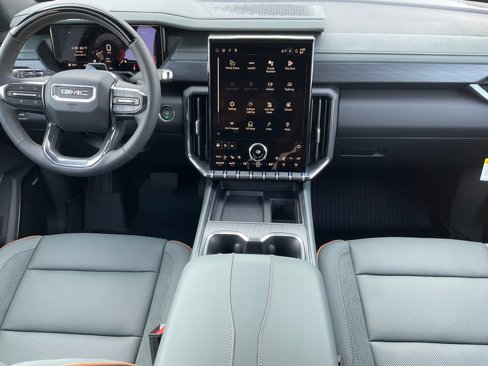 New 2026 GMC Acadia AT4 w/ Super Cruise Package image 3