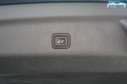 Used 2021 GMC Yukon XL Denali image 31