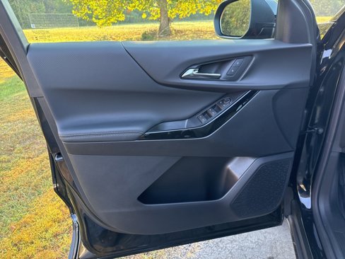 New 2026 Chevrolet Equinox LT w/ Midnight Edition image 12