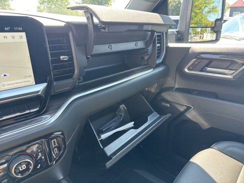 Used 2025 Chevrolet Silverado 3500 LTZ w/ LTZ Plus Package image 42